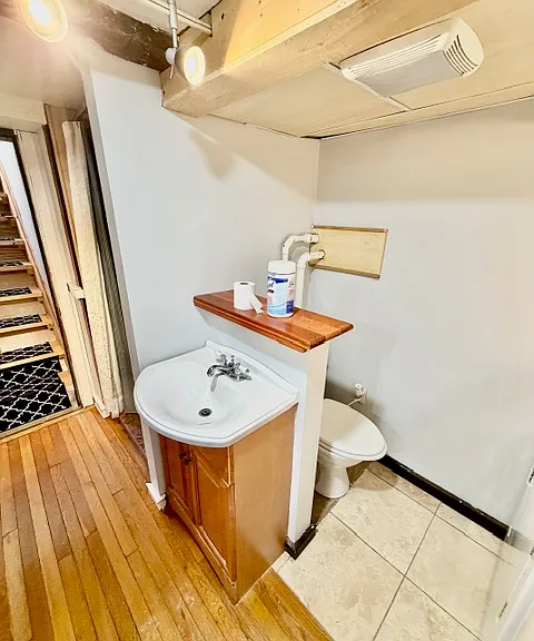 64 Robertson St — Photo 47