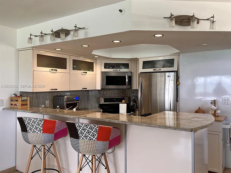 8911 Collins Ave #605 — Photo 3