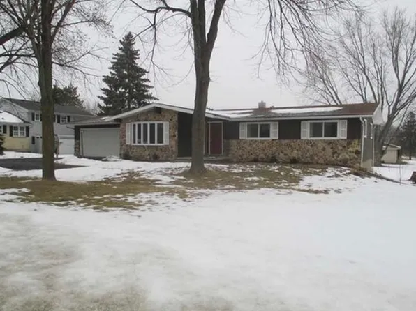 5604 Lacy Rd, Fitchburg, WI 53711