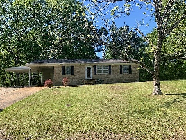 1st image of 102 Roy Dr