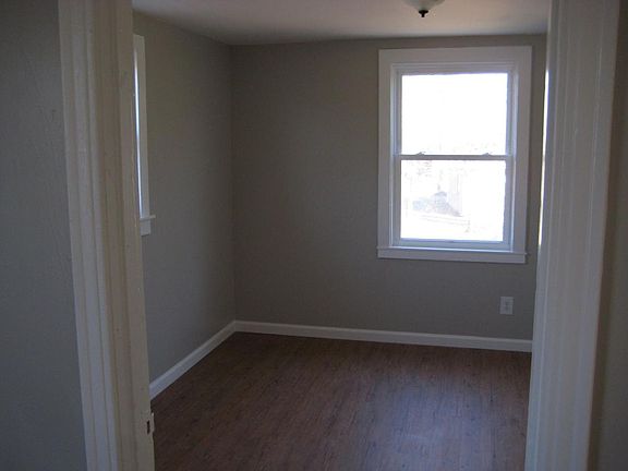 4th image of 607 Broad St Floor 2