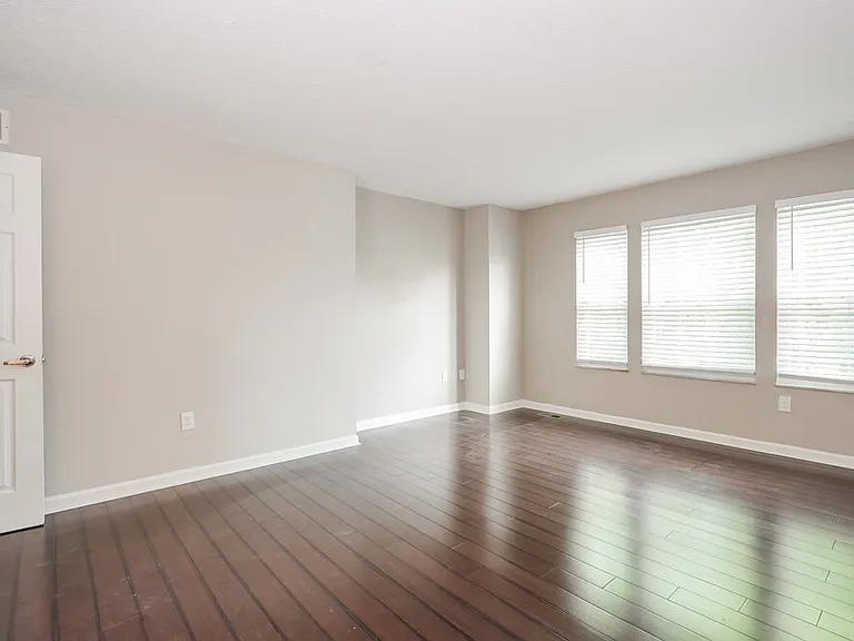 6447 Stretton Pl — Photo 14