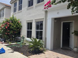 9187 Fontainebleau Blvd #419, Miami, FL 33172