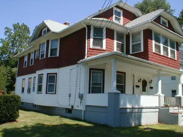 609 E 2nd St #1, Plainfield, NJ 07060