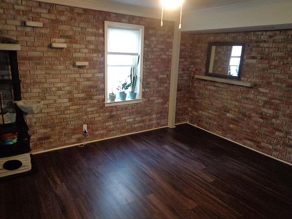 5th image of 626 N Zane Ave
