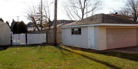 4th image of 10537 S Lavergne Ave