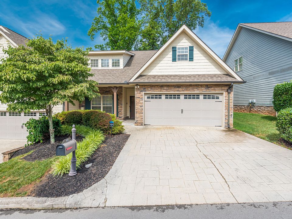 1st image of 1713 Cottage Wood Way