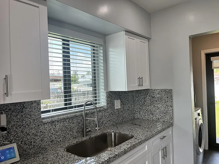 11535 SW 139th Ter — Photo 5
