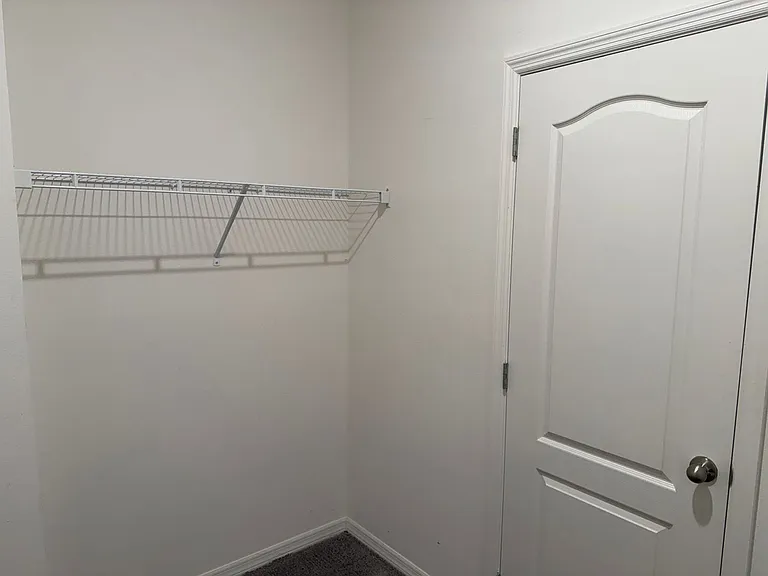 1053 Bradford Ridge Dr — Photo 15