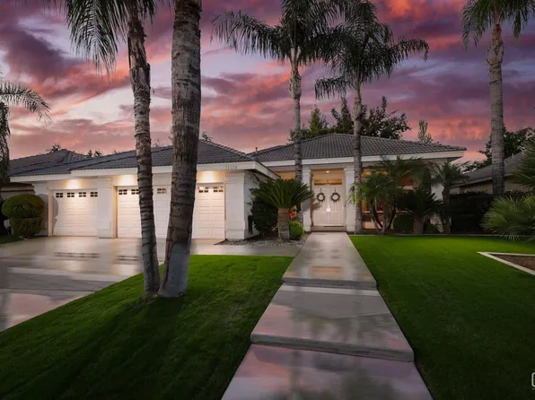 11214 Crowborough Ct, Bakersfield, CA 93311