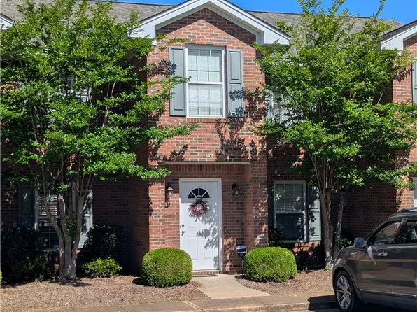 1477 N Donahue Dr APT 706, Auburn, AL 36830