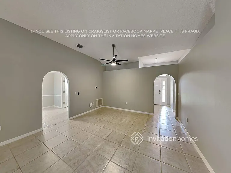 2100 Brookshire Cir — Photo 7