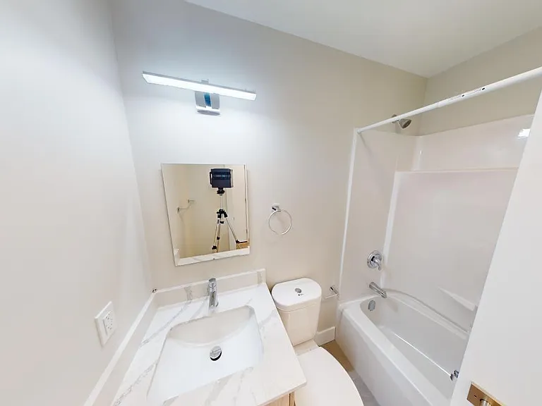 6140 Lady Hammond Rd #302 — Photo 8
