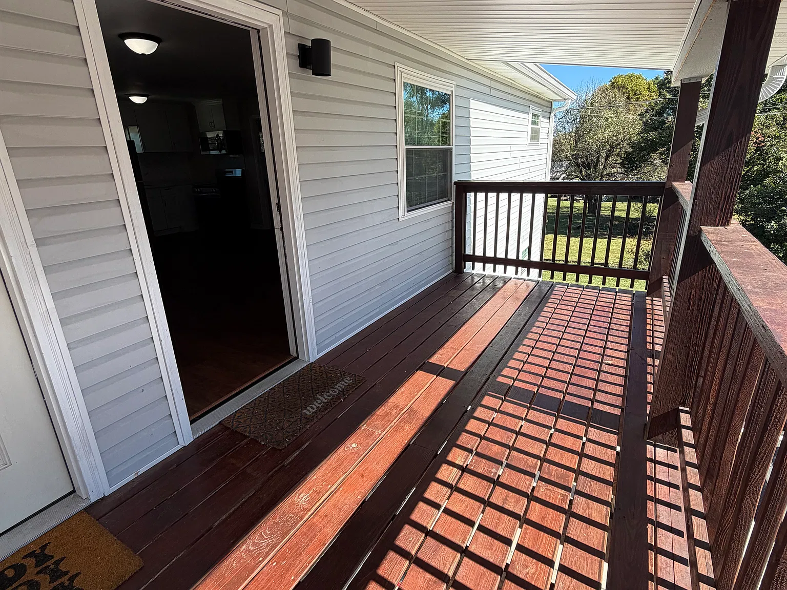 2 bed, $1,100 — Photo 2