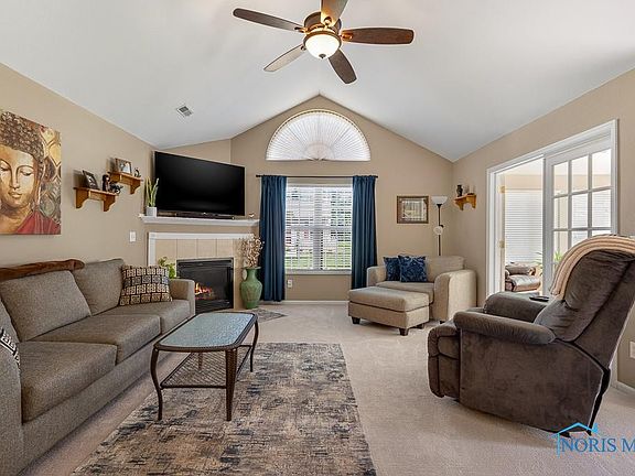 5th image of 9848 Connor Lake Cir