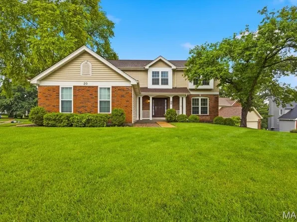 20 Greystoke Ct, Ballwin, MO 63021