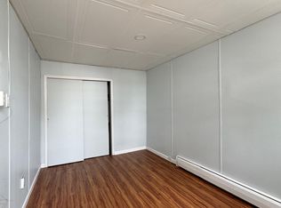 498 Delevan Ave, Newark, NJ 07104