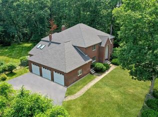 15 Covey Rd, Walpole, MA 02081