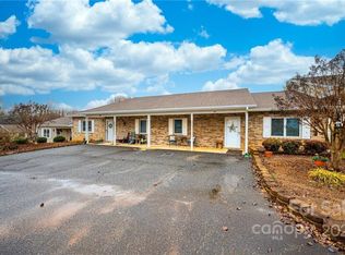 505 2nd Street Pl NE APT B3, Conover, NC 28613