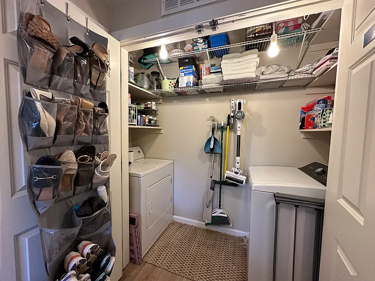 2818 Syracuse St #221 — Photo 49