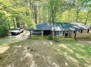 3911 Hubert Dr, Powder Springs, GA 30127