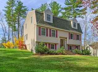 40 Forrest Rd, Westford, MA 01886