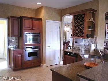 2312 Island Cove Cir — Photo 8