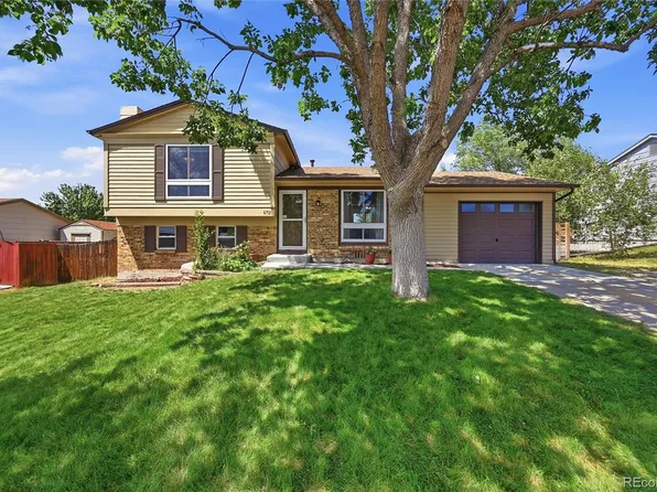 6721 Blue Jay Drive, Parker, CO 80138