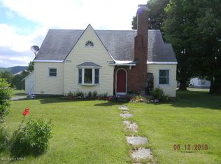 2744 Center Rd, Moriah, NY 12960