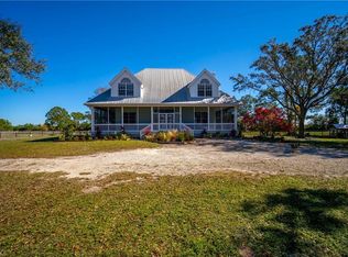 18401 Glades Farm Rd, Estero, FL 33928