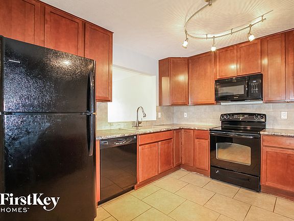 5th image of 4102 E Karen Dr