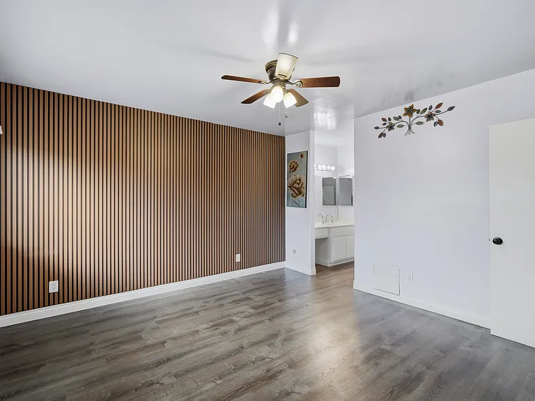 21901 Lassen St #123 — Photo 6