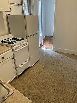 5th image of 540 W 47th St APT 1