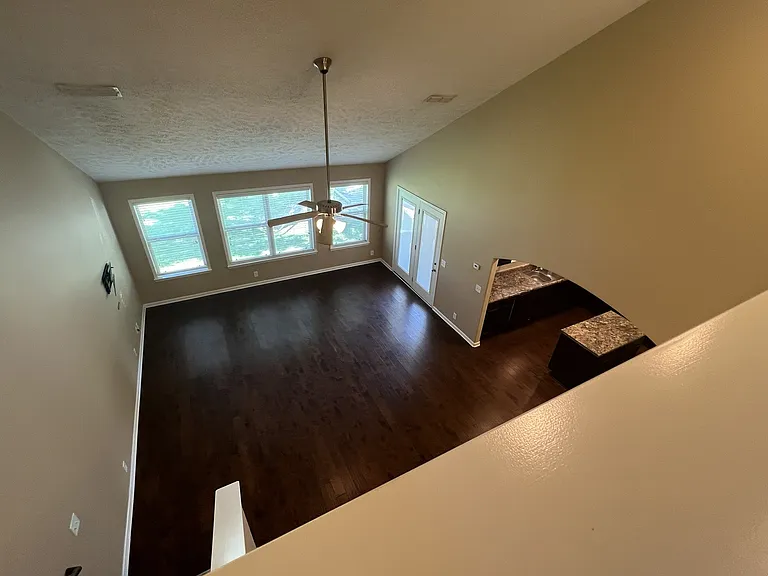 904 Azeri Ave — Photo 13