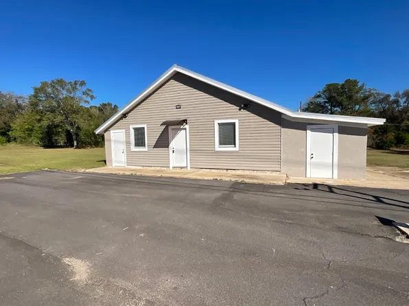 407 Bermuda St, Ozark, AL 36360