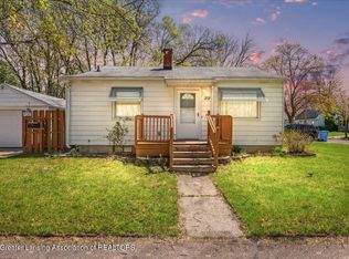 2727 Maplewood Ave, Lansing, MI 48910