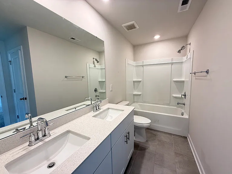 525 Nixon Rd — Photo 13
