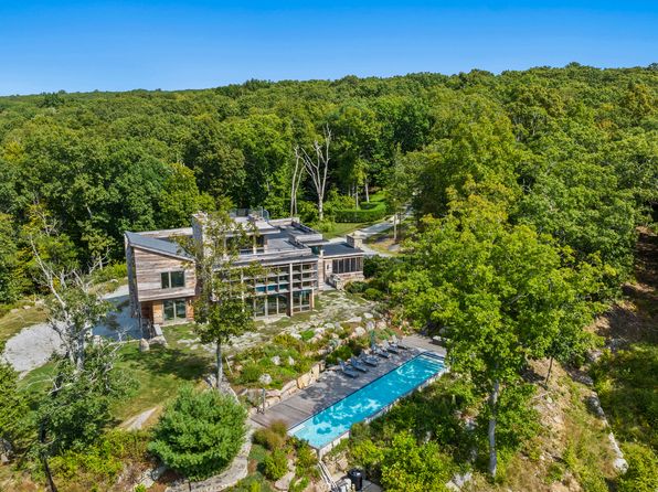 274 Joshuatown Rd, Lyme, CT 06371