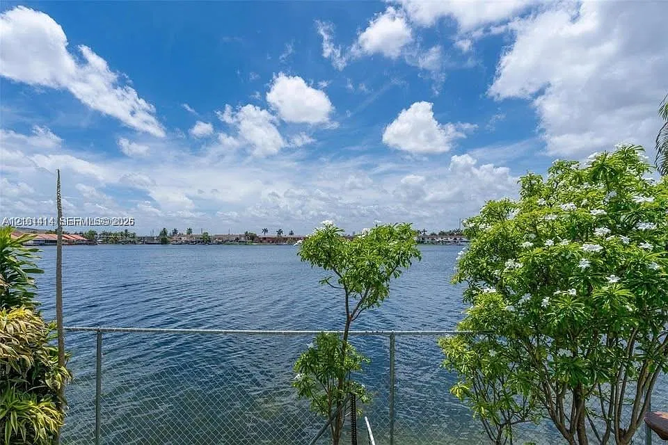 Lago Azul Condo — Photo 2
