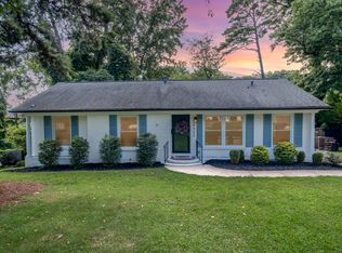 6422 Candlewood Dr, Charlotte, NC 28210