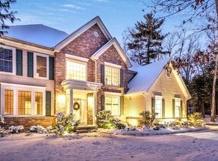 19 Beechwood Cir, Northborough, MA 01532