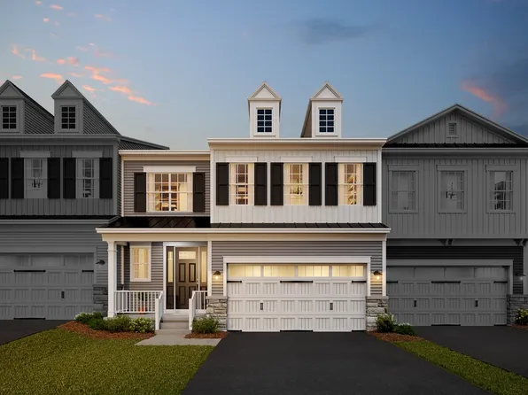 43 Hillandale Dr, Far Hills, NJ 07931