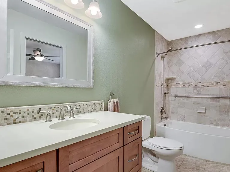 540 Barberry Ave — Photo 5