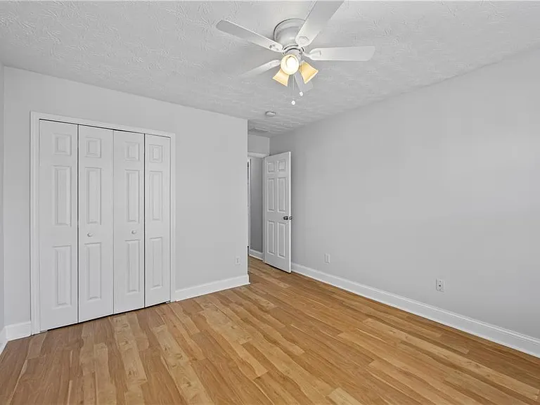 6616 Splashwater Dr — Photo 24