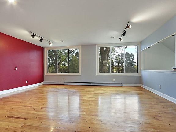 5th image of 6739 Sportsman DRIVE