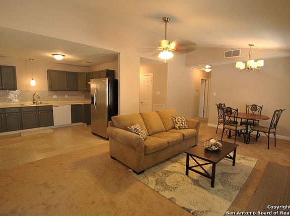 3rd image of 13503 Fawnwood Dr