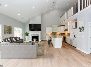 6 McNerney Ln, Florham Park, NJ 07932