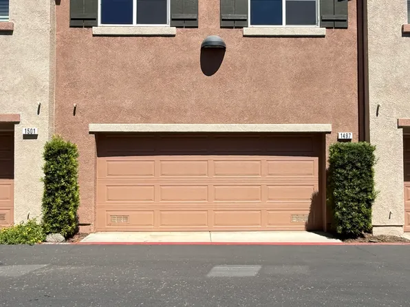 1497 Amsterdam Ct, Upland, CA 91786
