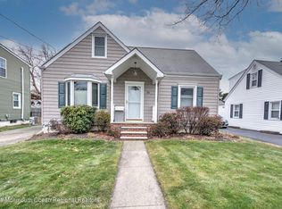 70 Barkalow Ave, Freehold, NJ 07728