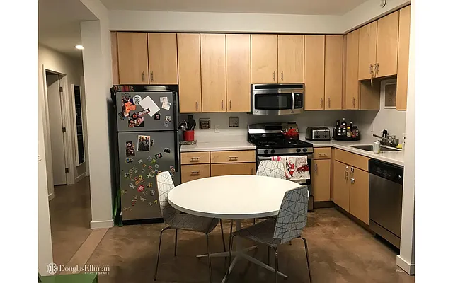 Rented by Douglas Elliman | media 20